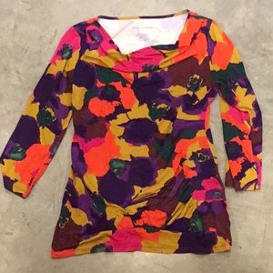 Liz Lange maternity top